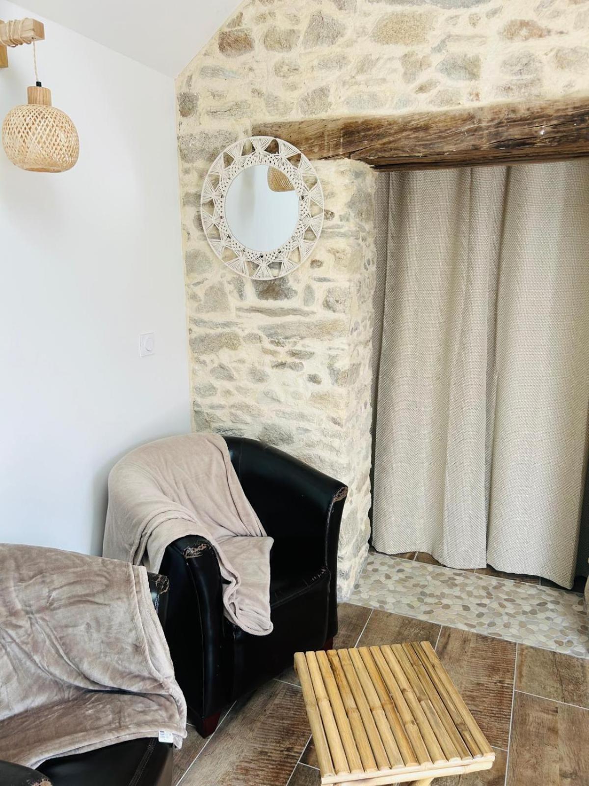 De Felicite, Calme Et Nature Ferienhaus *